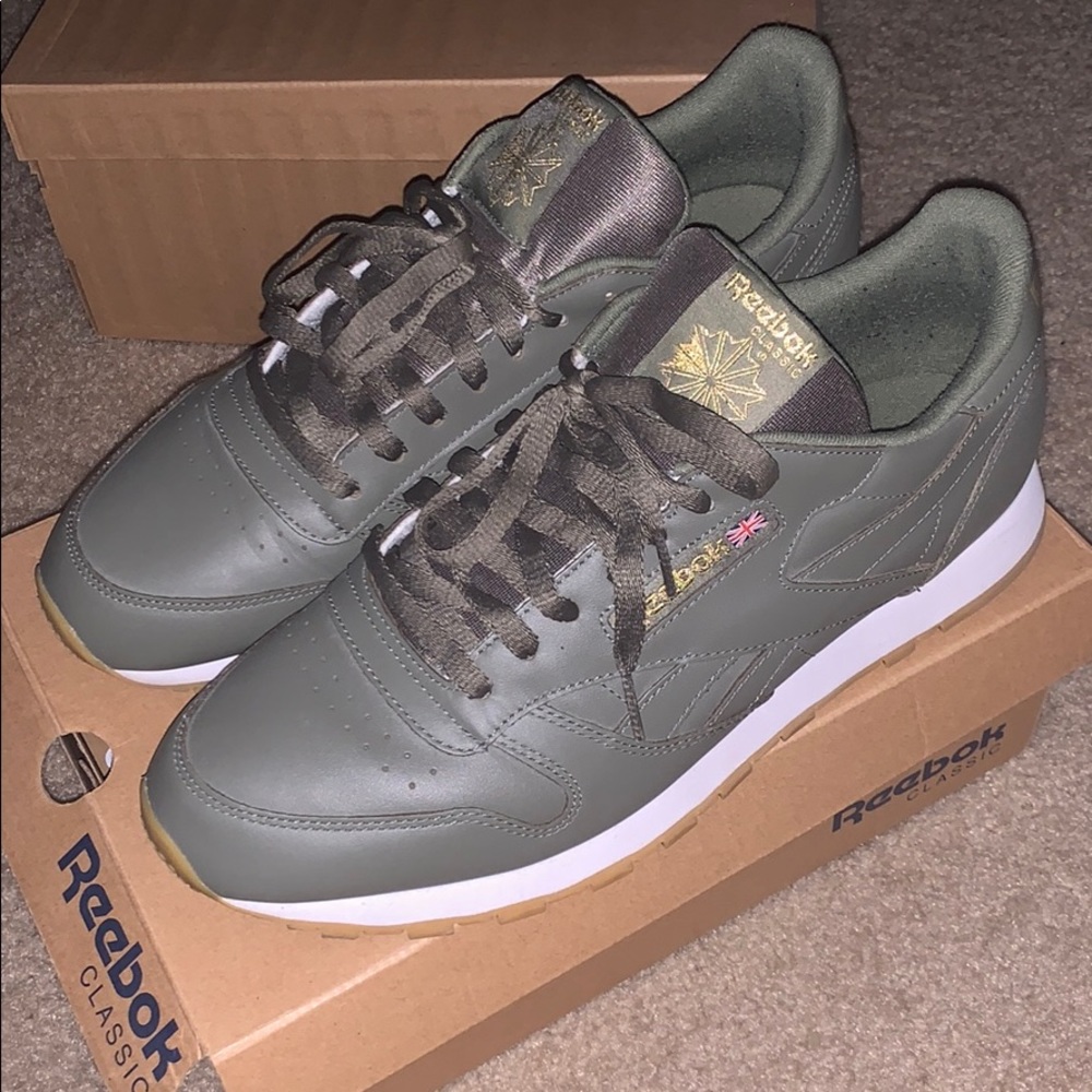 Reebok Classic Hunter Green(Army Green)/Gum